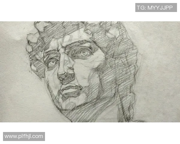 素描风格的足球明星女孩头像展现动感与魅力的艺术作品 素描风格的足球明星女孩头像展现动感与魅力的艺术作品